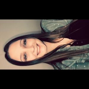 Meet your Posher, Lexi